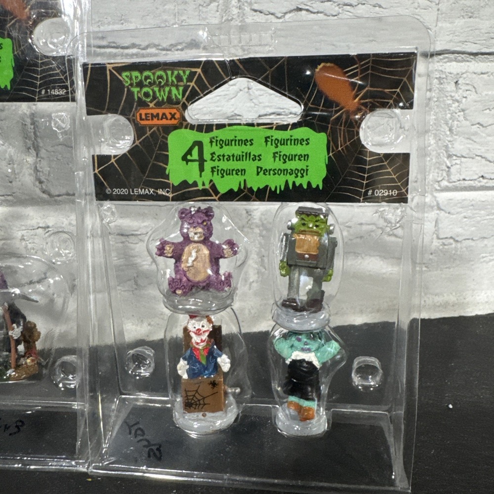Lemax Spooky Town Halloween Village Accessory Figures Lot Mini Gnomes Toys Scary - Picture 4 of 4
